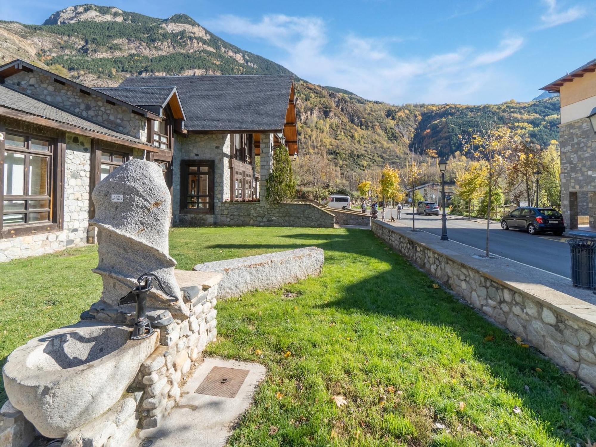 Natusliving Benasque E Appartement Buitenkant foto